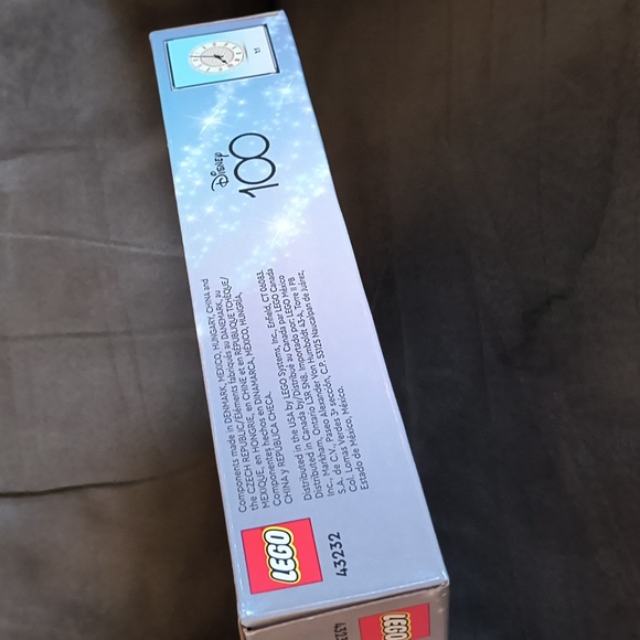 Lego Disney Peter Pan and Wendy's Flight over London Free Shipping - Picture 3 of 4